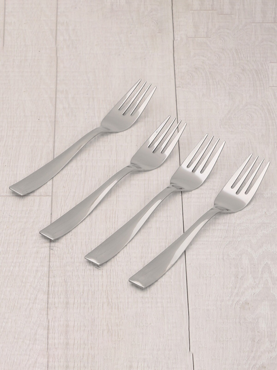 

Home Centre Silver-Toned 6 Pieces Stainless Steel Forks