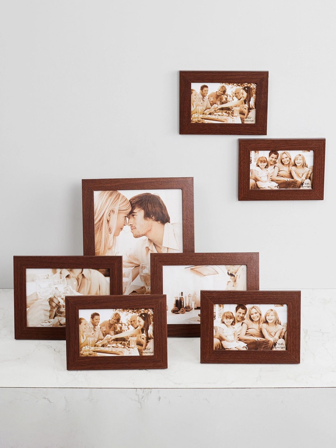 

Home Centre Brown Sepia Groovy Photo Frame Set