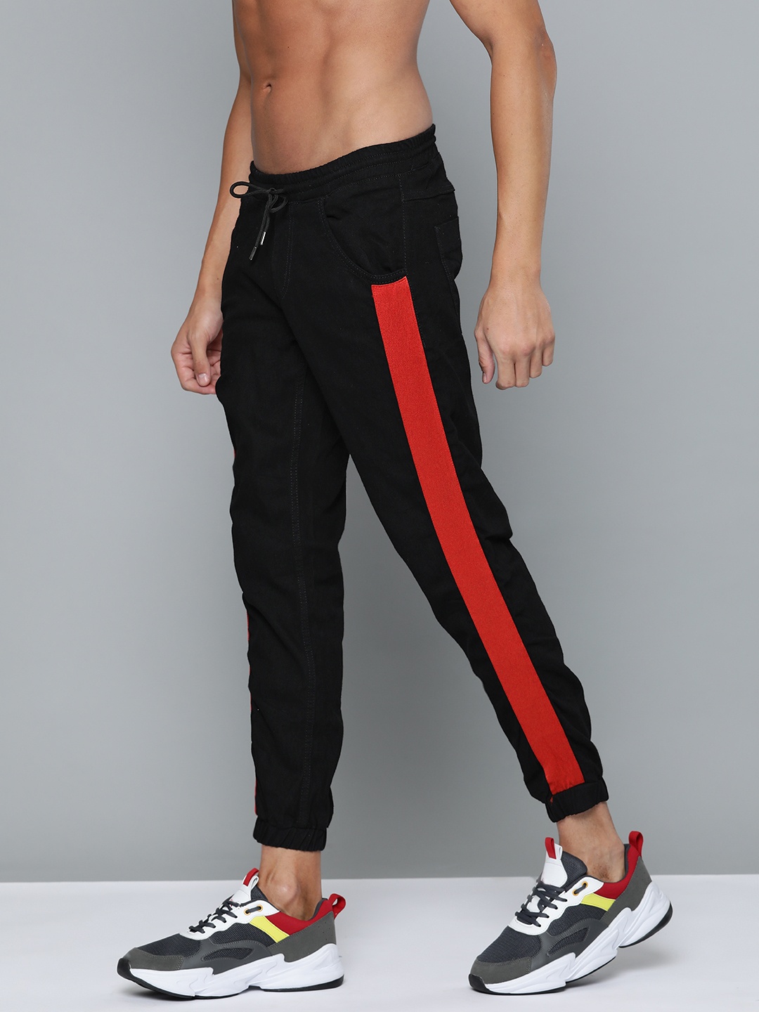 

Kook N Keech Men Black Slim Fit Joggers with Side Stripe Detail