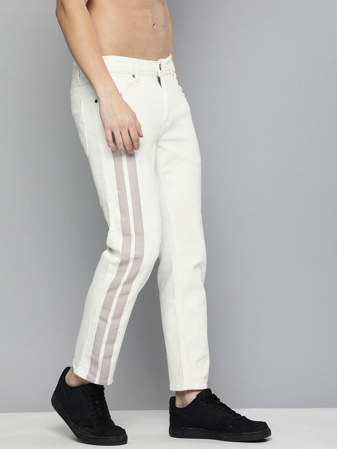 

Kook N Keech Men White Mid-Rise Stretchable Jeans