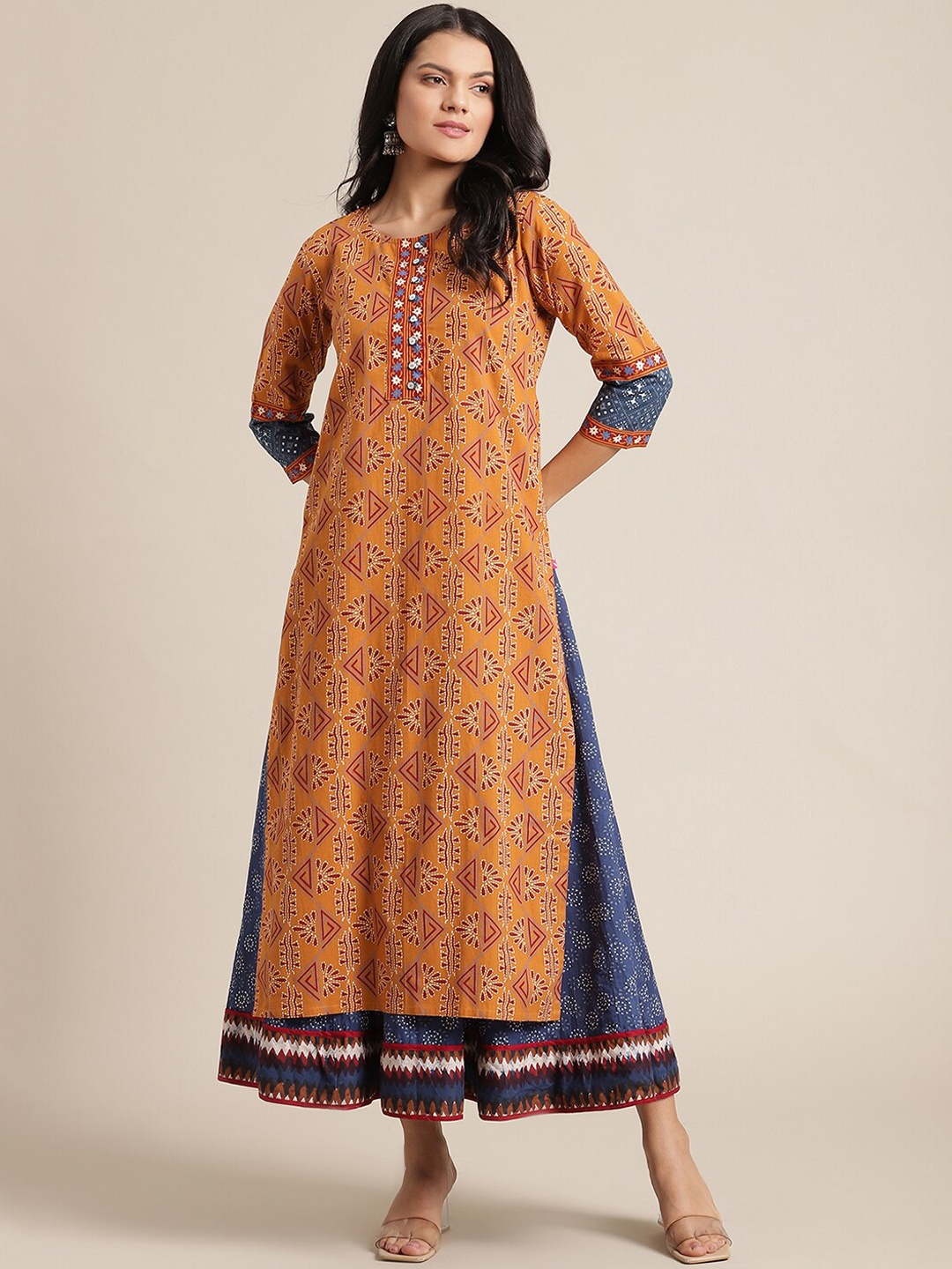 

Varanga Women Mustard Yellow & Maroon Geometric Printed Patchwork Kurta