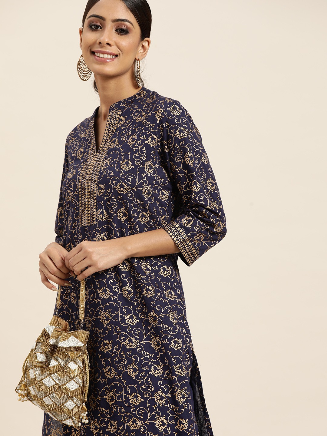 

Sangria Women Navy Blue & Golden Printed Pure Cotton Straight Kurta with Trousers