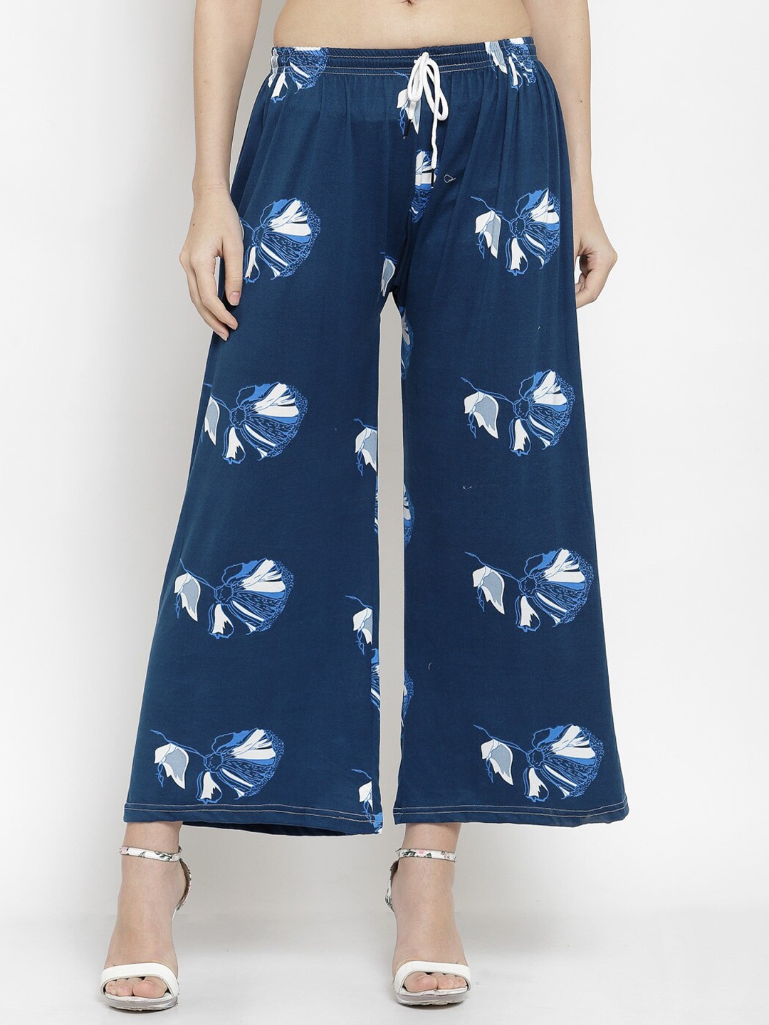 

KLOTTHE Women Blue & White Floral Printed Wide Leg Palazzos