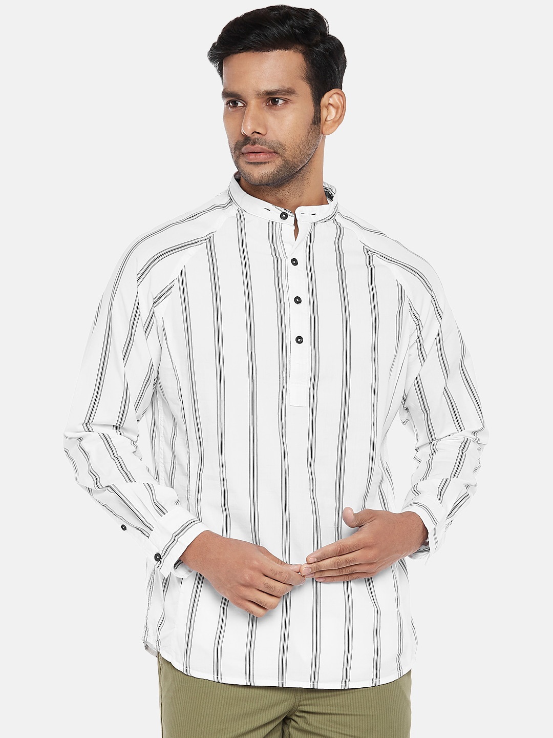

Urban Ranger by pantaloons Men White Slim Fit Striped Casual Shirt
