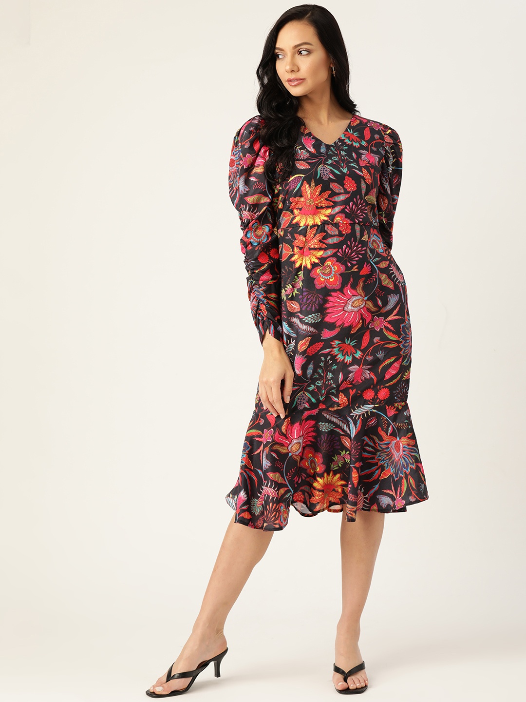 

Off Label Black & Red Floral A-Line Midi Dress with Flared Hem