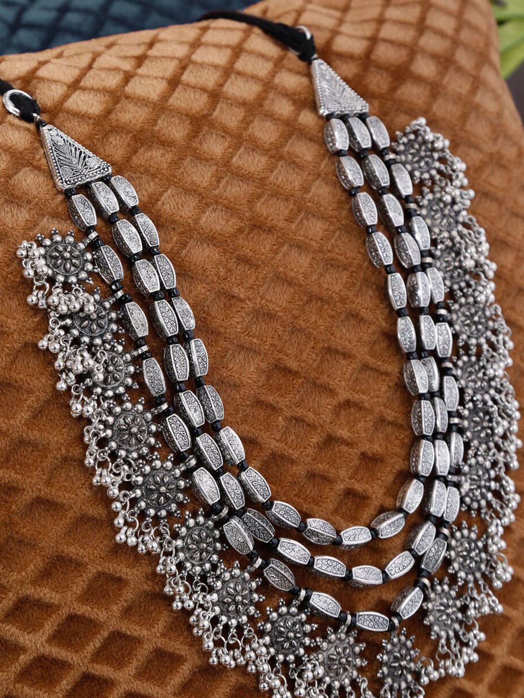 

NEUDIS Silver-Toned & Black Silver-Plated Afghan Necklace