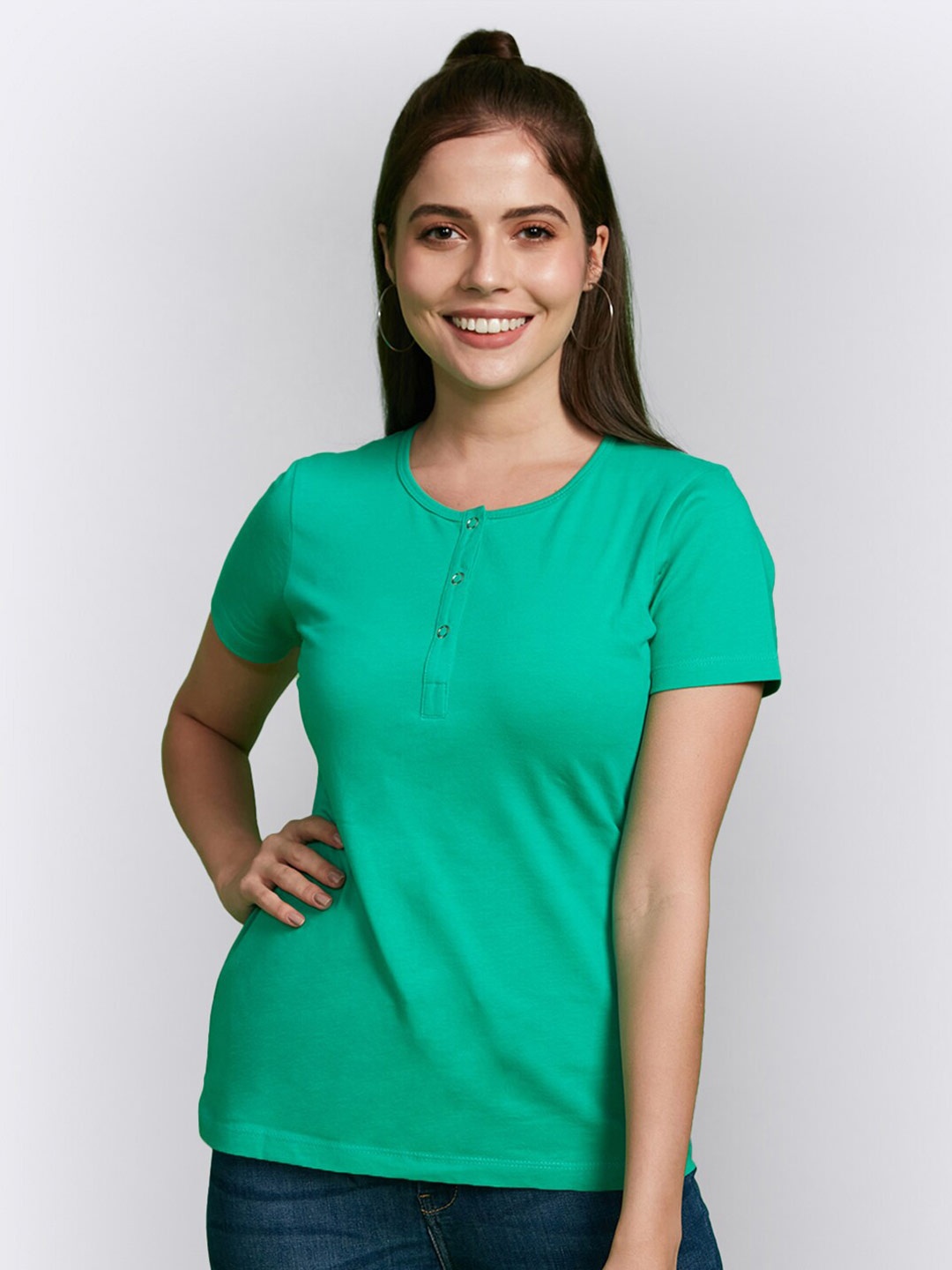 

Bewakoof Women Cotton Green Solid Henley Neck Slim Fit Pure Cotton T-shirt