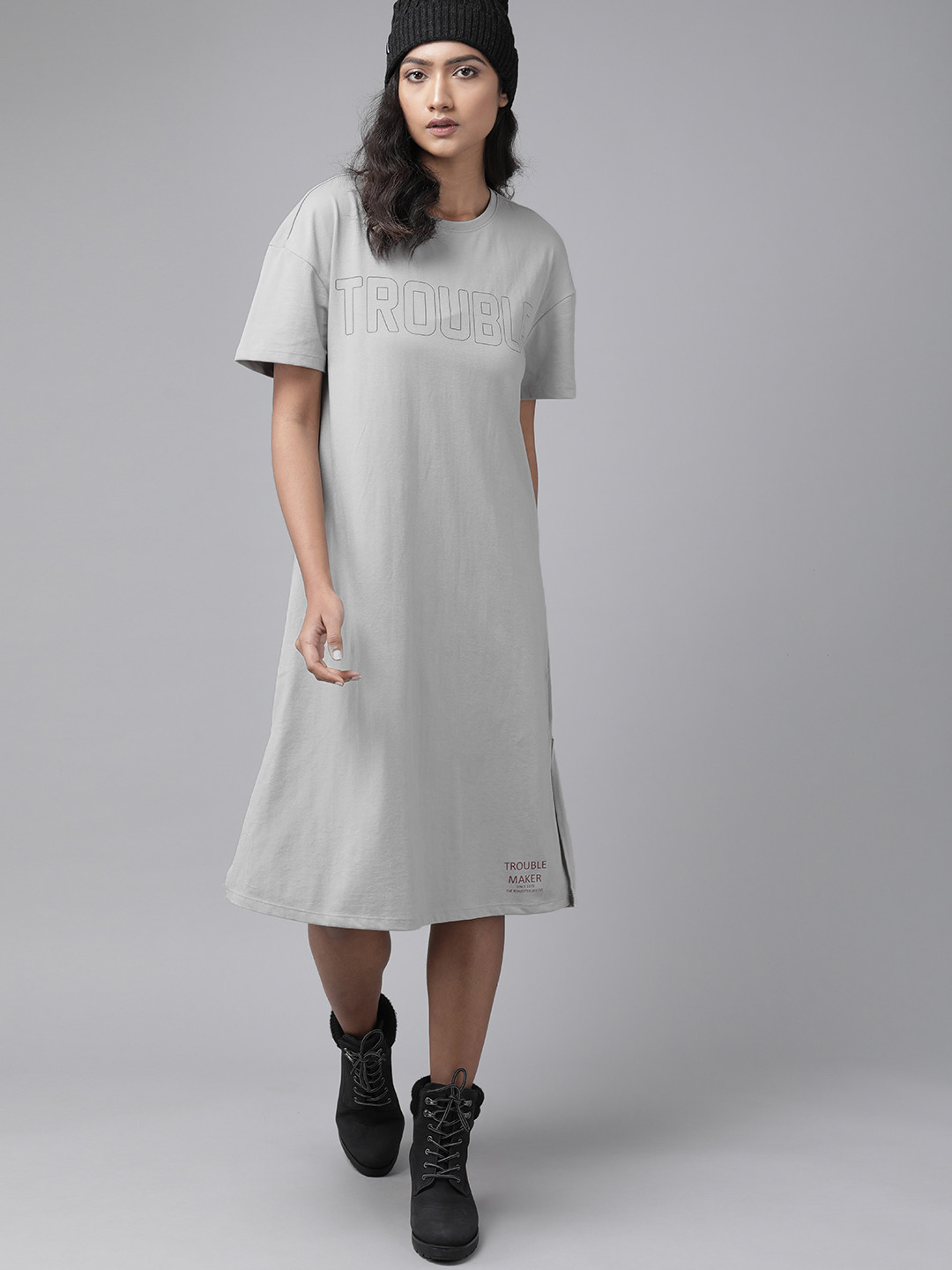 

Roadster Grey Typography Print T-shirt Midi Dress with Slits
