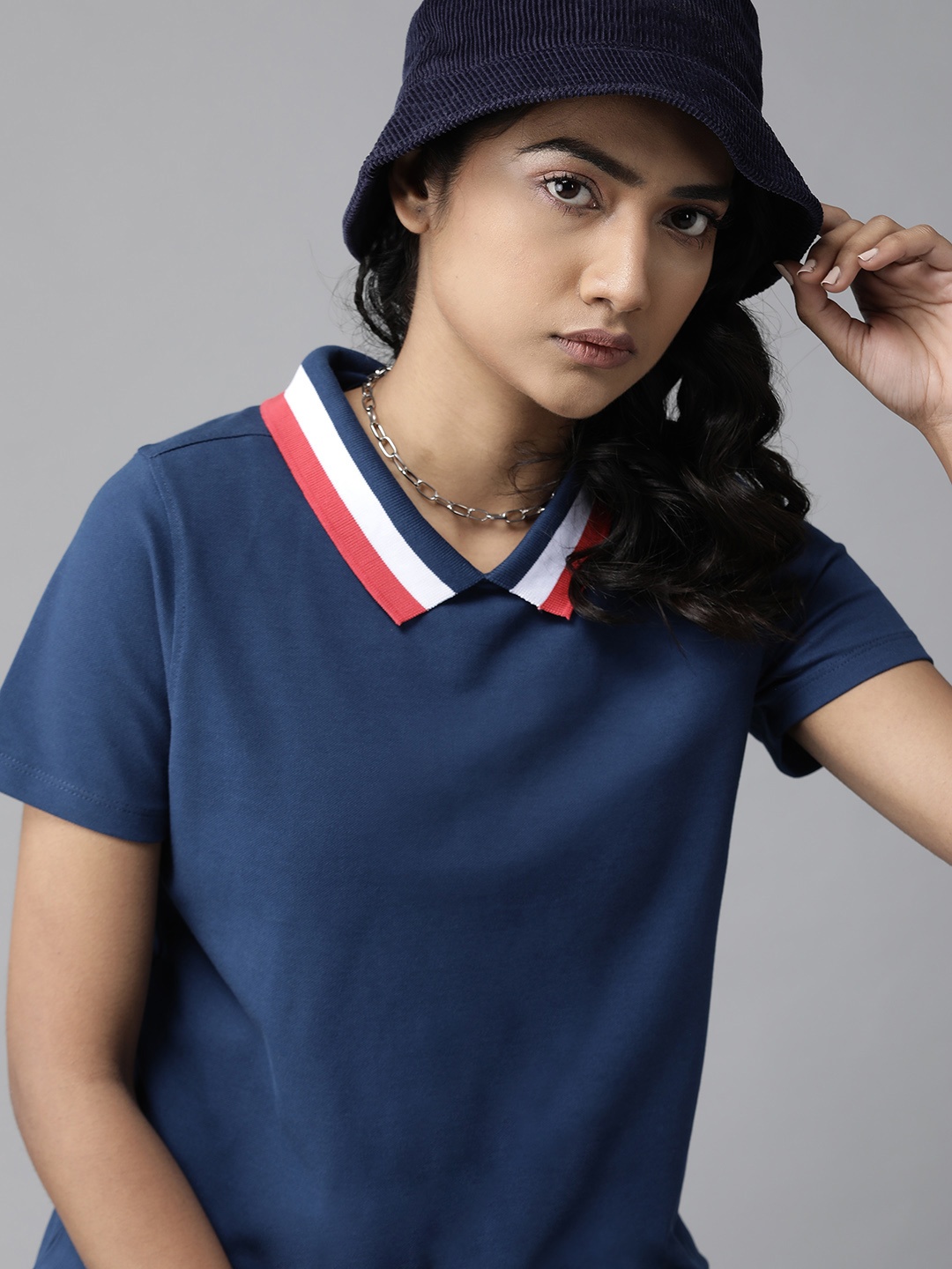 

Roadster Navy Blue Solid Top