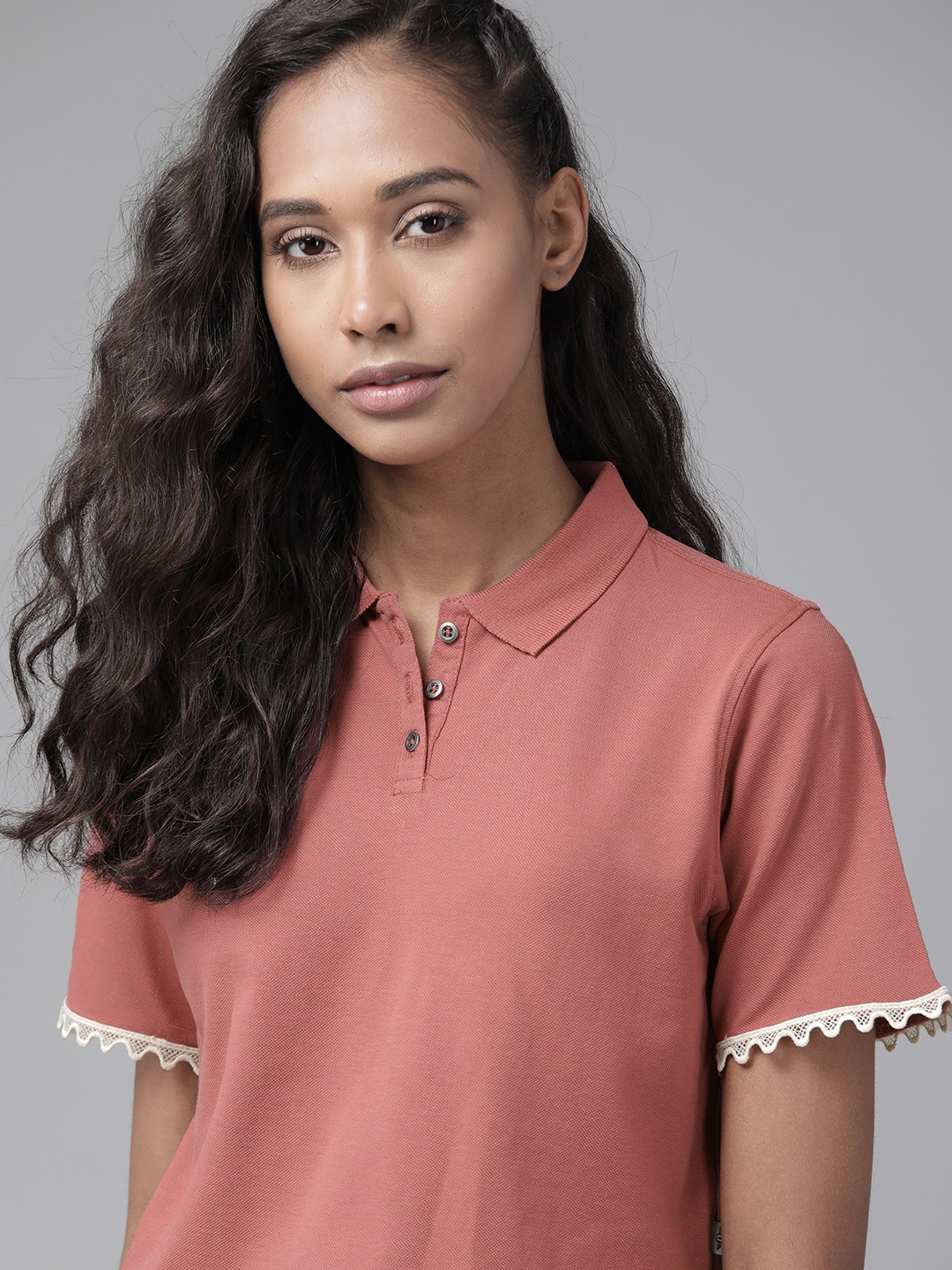 

Roadster Pink Lace Detail Crop Top