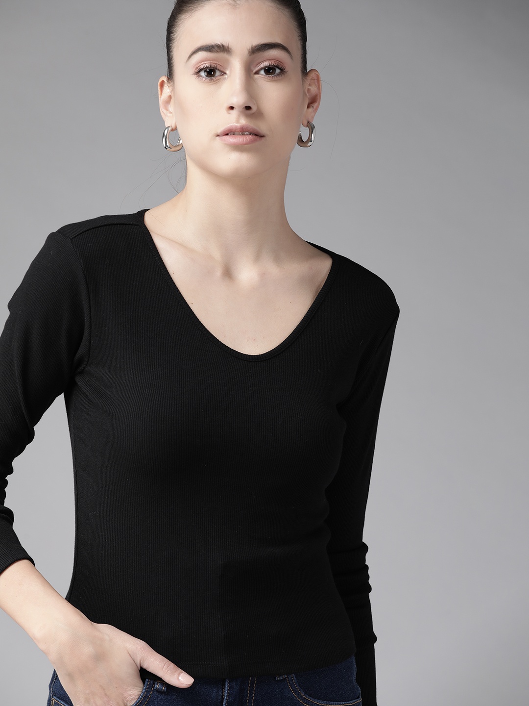 

Roadster Black Solid Ribbed Top