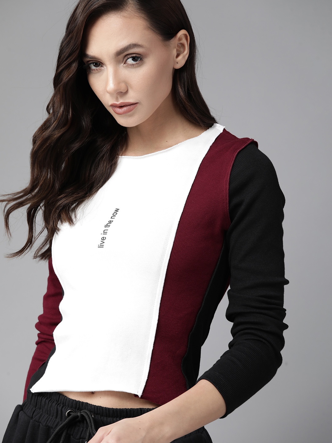 

Roadster White & Maroon Colourblocked Crop Top