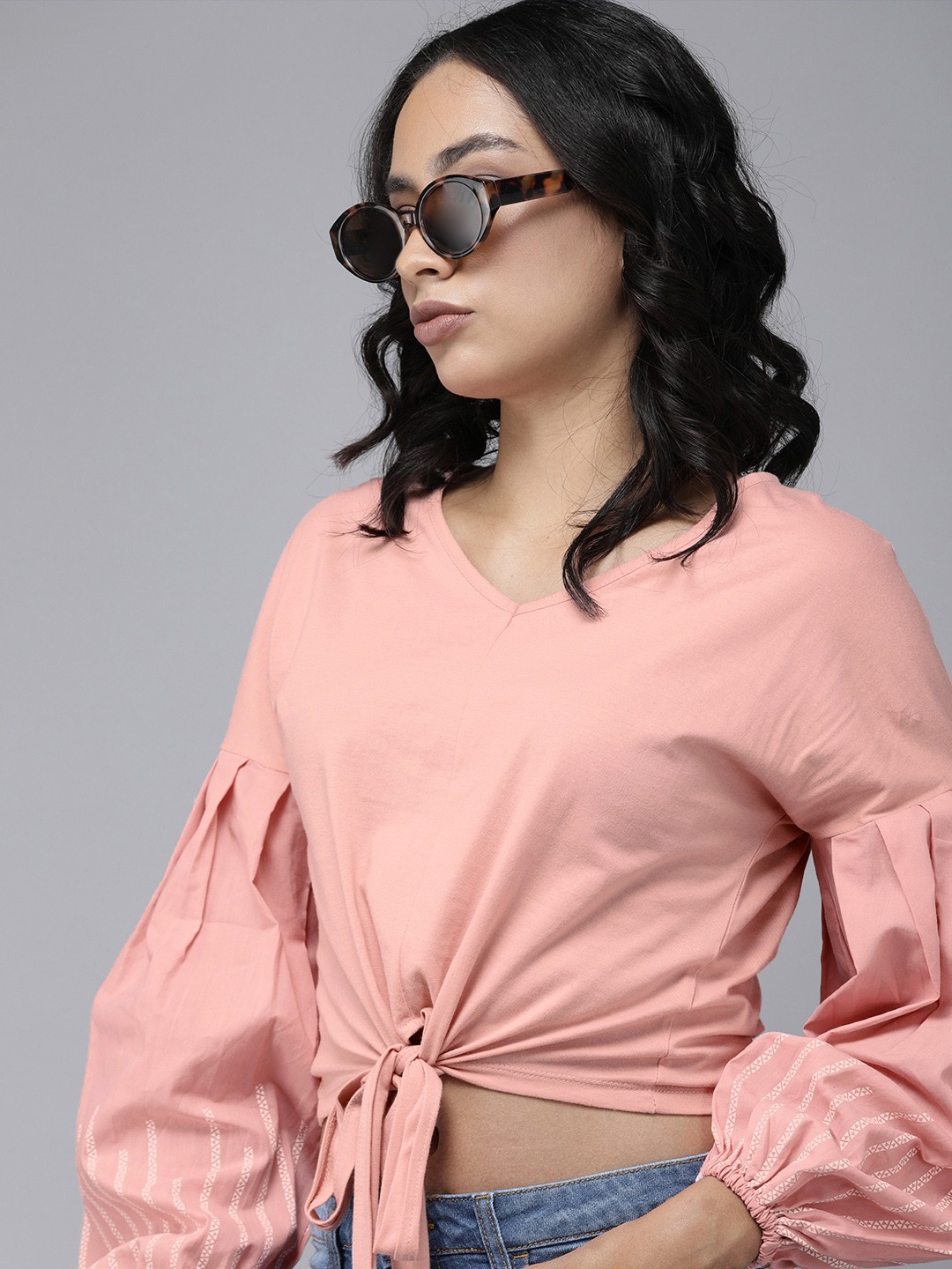 

Roadster Pink Puff Sleeve Waist Tie-up Crop Top