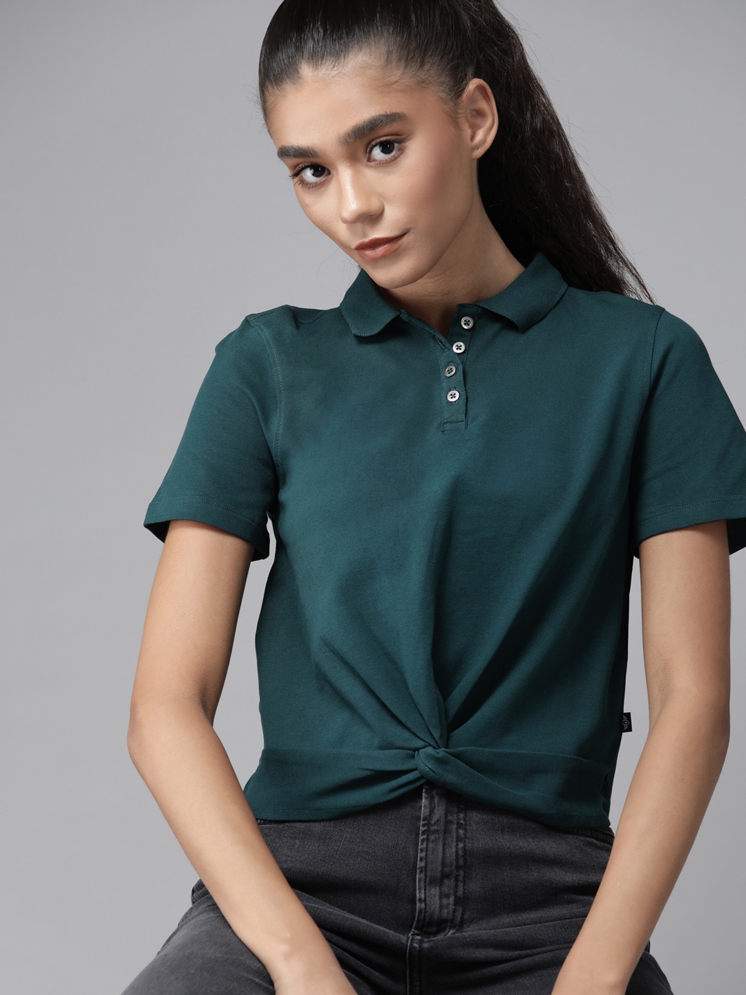 

Roadster Teal Green Solid Cropped Twisted Top