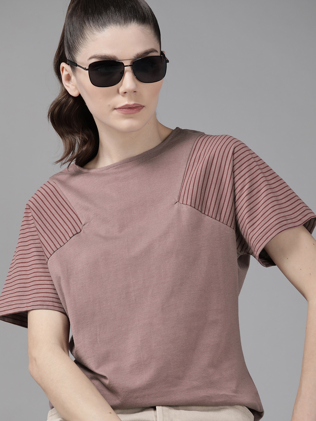 

Roadster Mauve Solid Pure Cotton Top