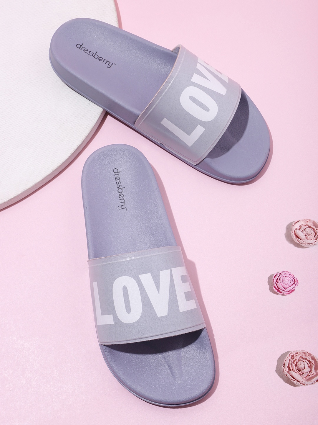 

DressBerry Women Love Printed Sliders, Grey