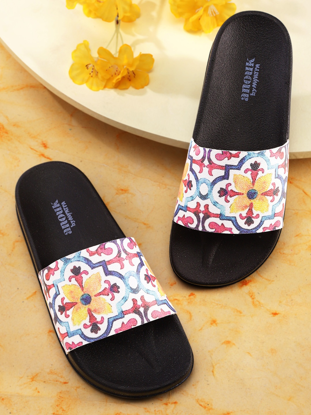 

Anouk Women White & Yellow Printed Sliders