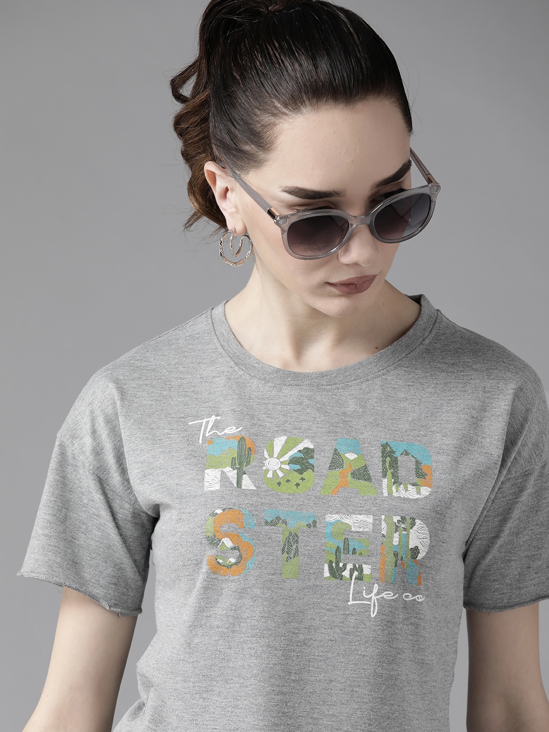 

Roadster Women Grey Melange Typography Printed T-shirt
