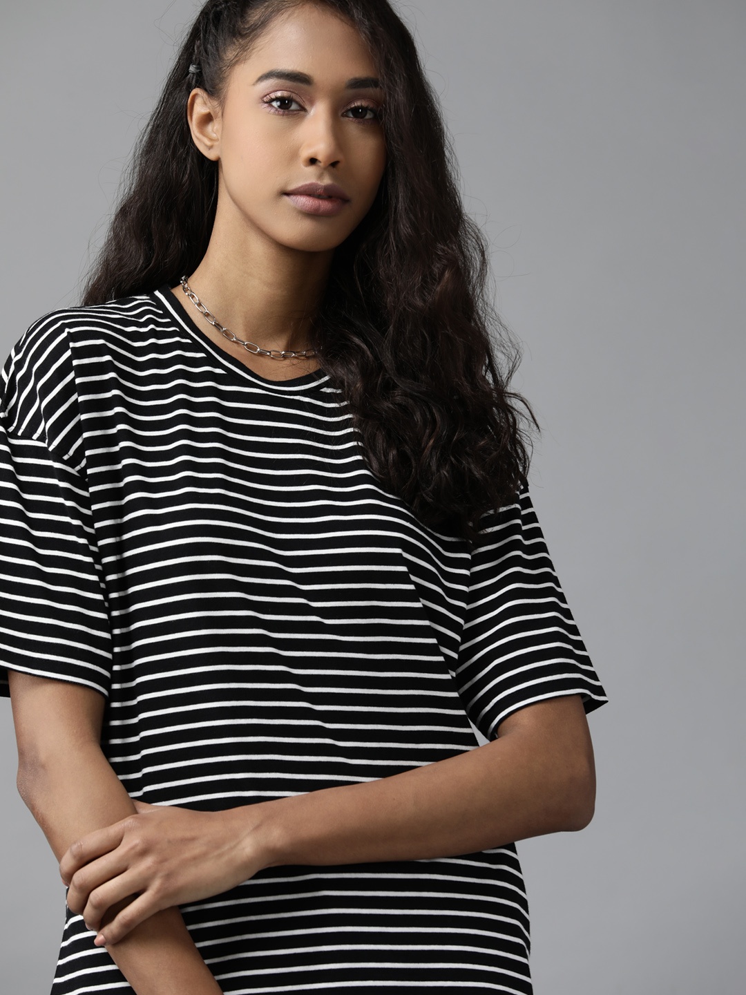 

Roadster Women Black & White Striped Pure Cotton Relaxed Yarn Dyed T-shirt
