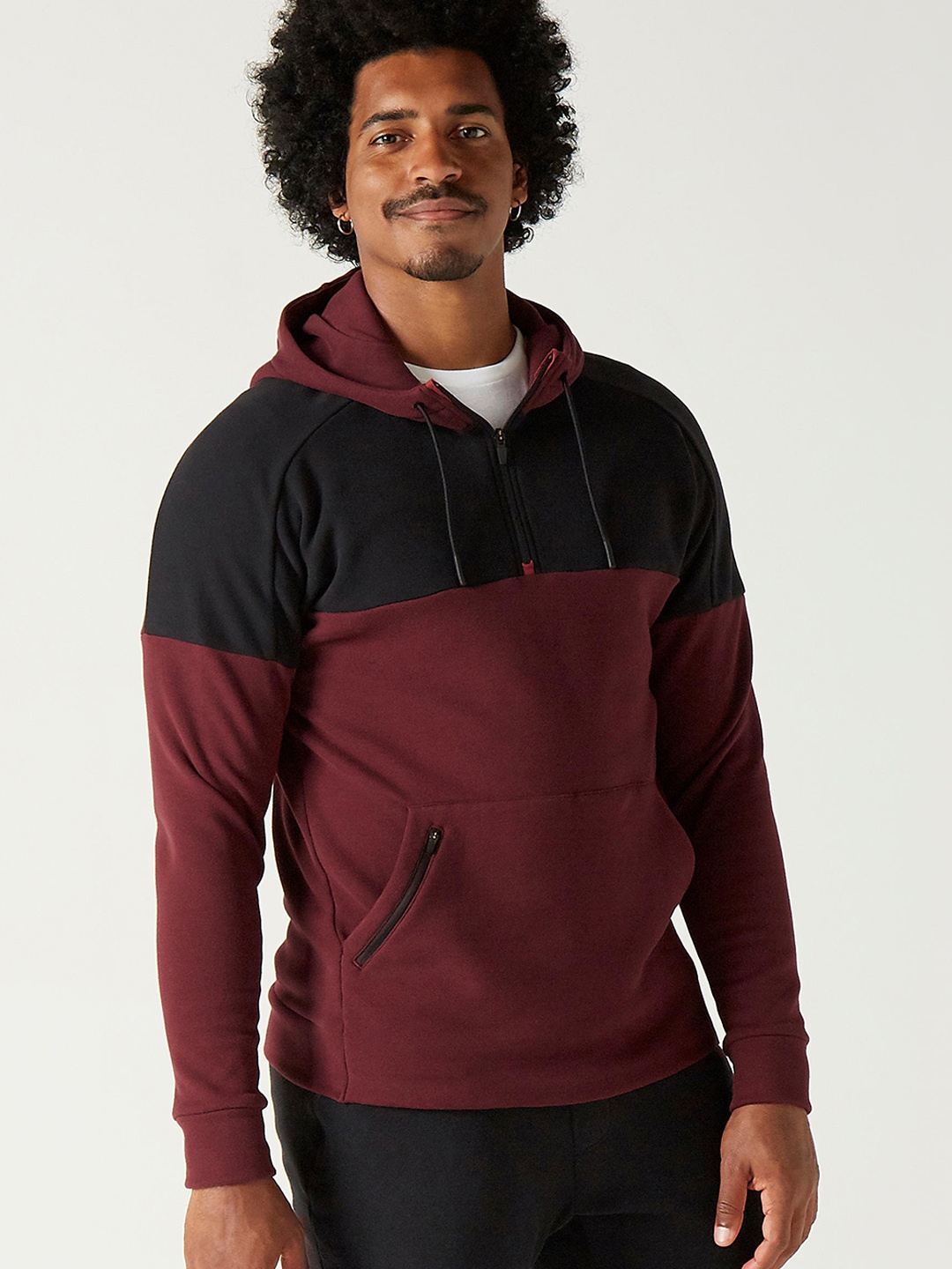 

Domyos By Decathlon Men Burgundy Colourblocked Fitness Hooded Sweatshirt