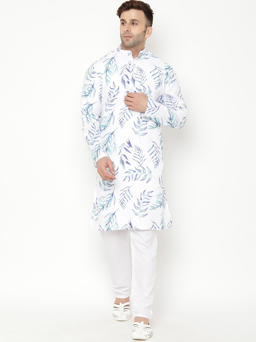 

Hangup Men White Floral Printed Kurta with Pyjamas