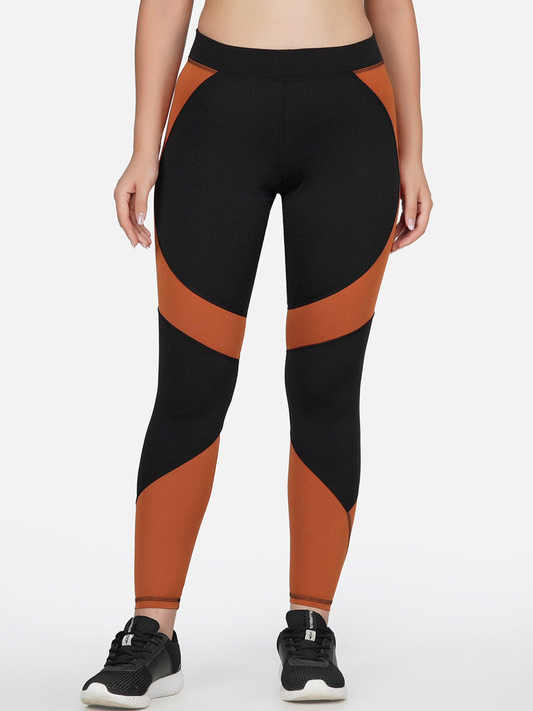 

NEU LOOK FASHION Women Black & Rust-Brown Colourblocked Gym Tights