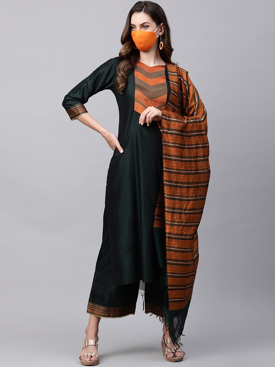 

Indo Era Women Green Pure Cotton Kurta with Palazzos & Dupatta