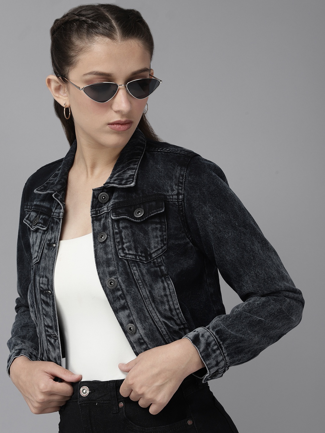 

UTH by Roadster Girls Charcoal Grey Washed Denim Jacket