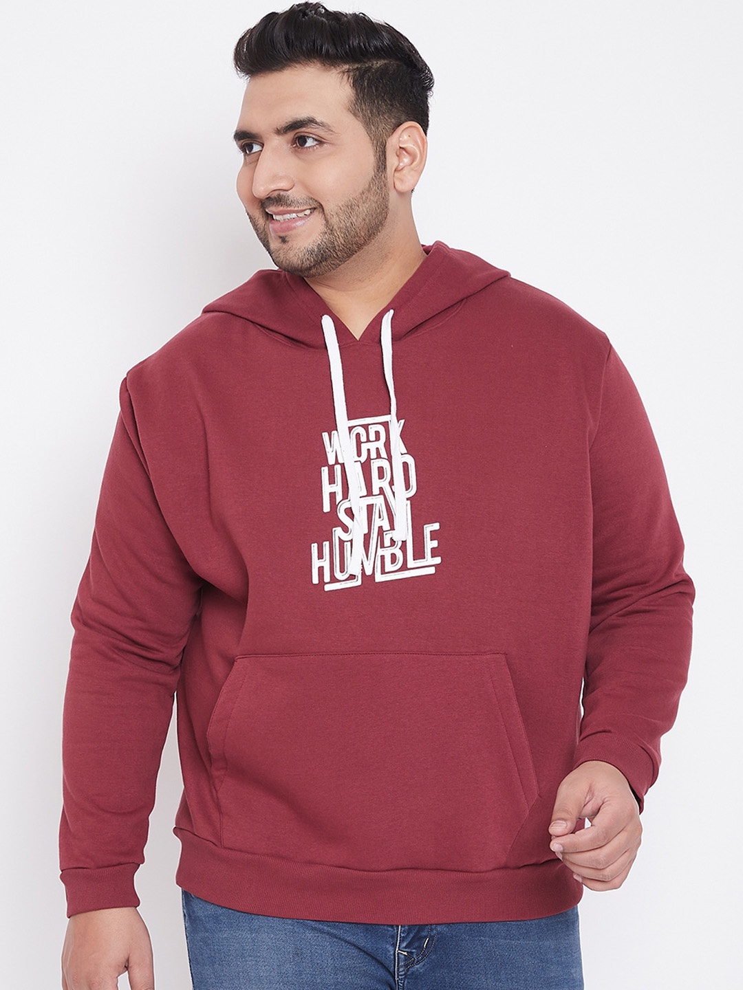 

Instafab Plus Men Maroon Printed Hooded Sweatshirt