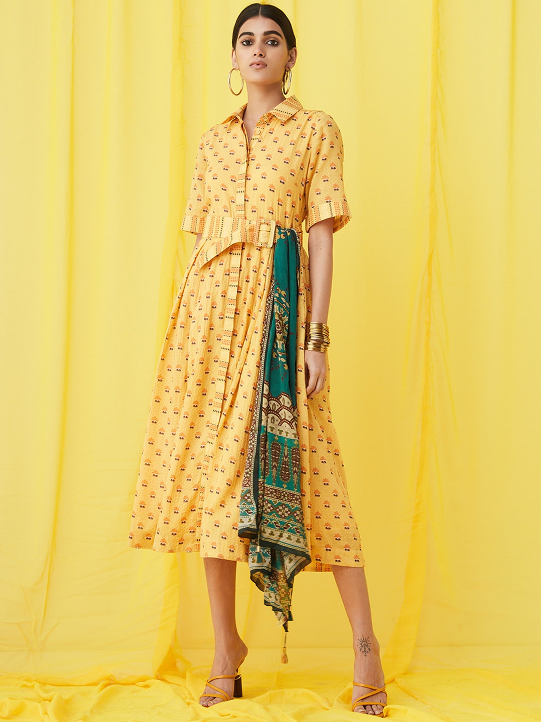 

Ritu Kumar Mustard Yellow & Charcoal Grey Pure Cotton Printed A-Line Midi Dress