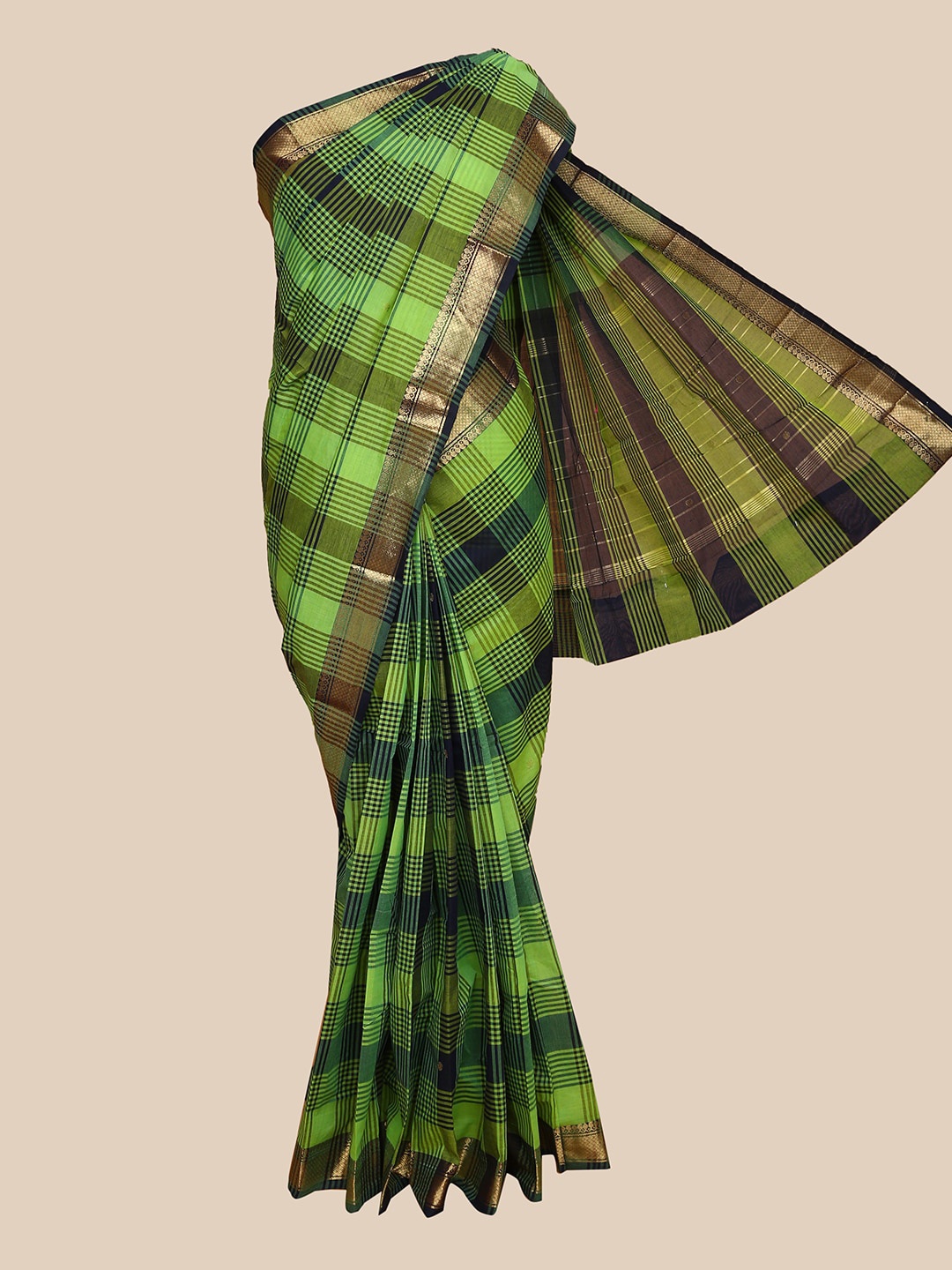 

The Chennai Silks Green & Gold-Toned Checked Pure Cotton Chettinad Saree