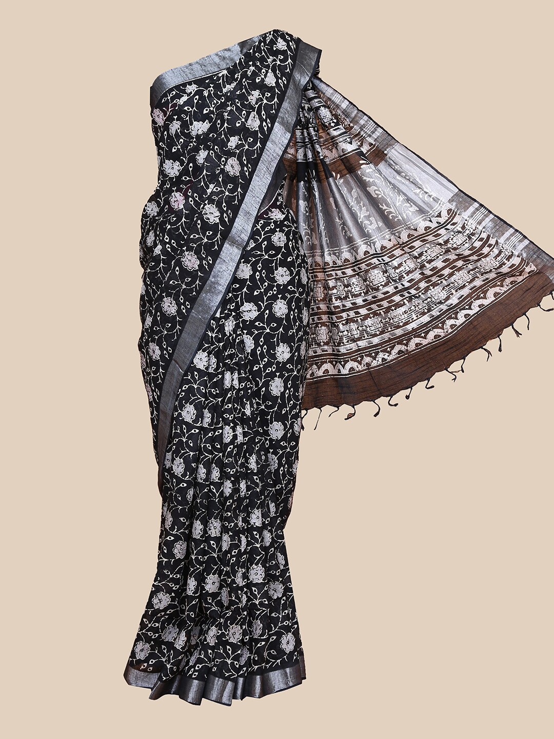 

The Chennai Silks Black & White Floral Printed Zari Pure Cotton Fusion Saree