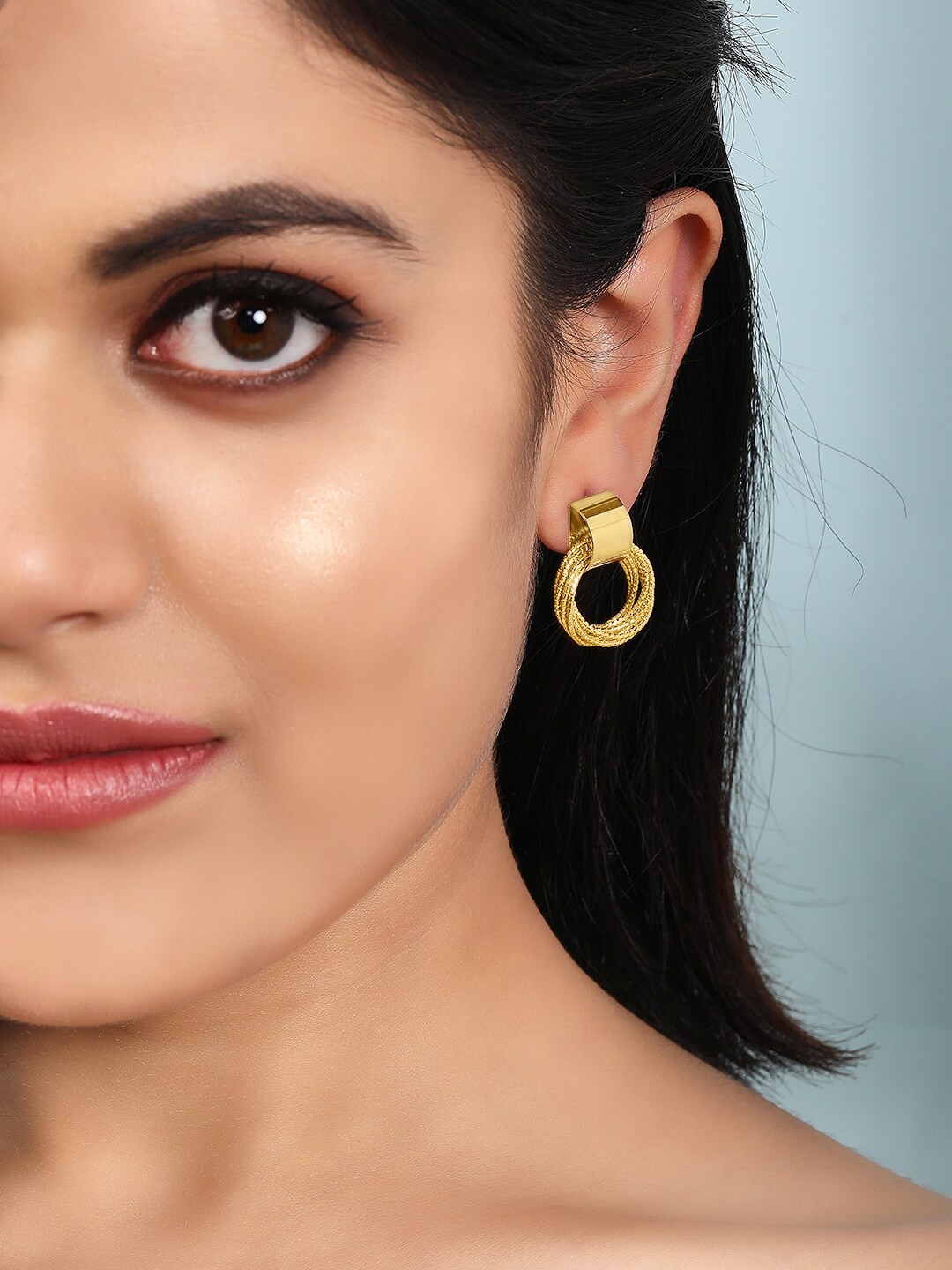 

TOKYO TALKIES X rubans FASHION ACCESSORIES Gold-Toned Circular Studs Earrings
