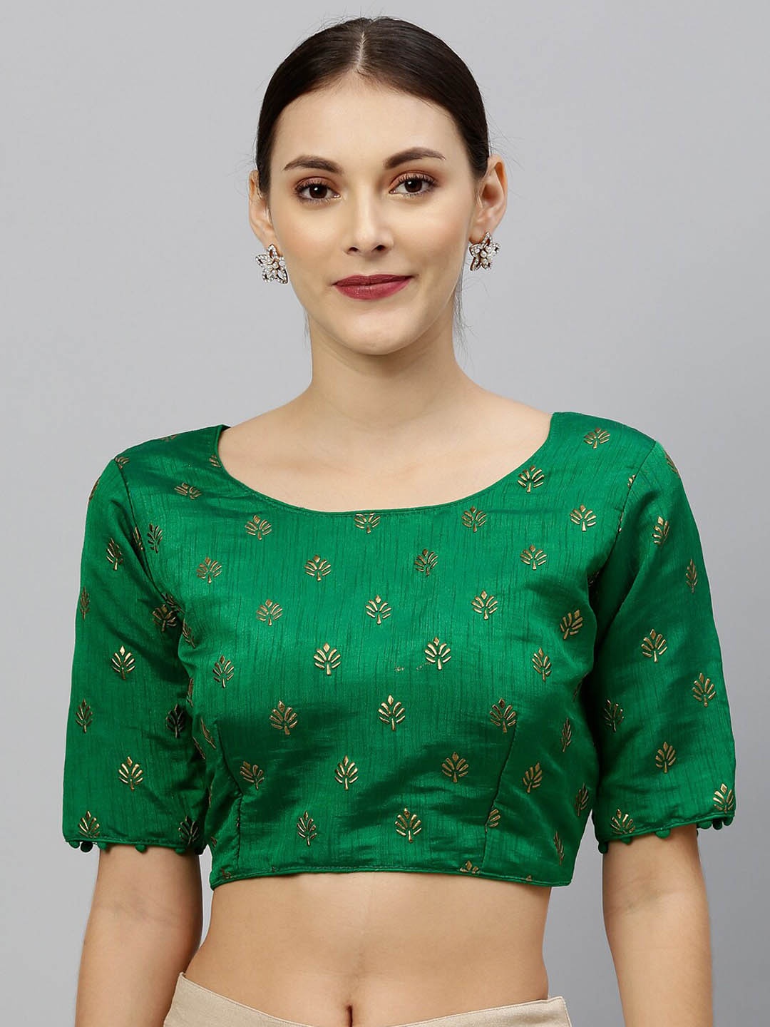 

Amrutam Fab Women Green & Gold-Coloured Embellished Saree Blouse