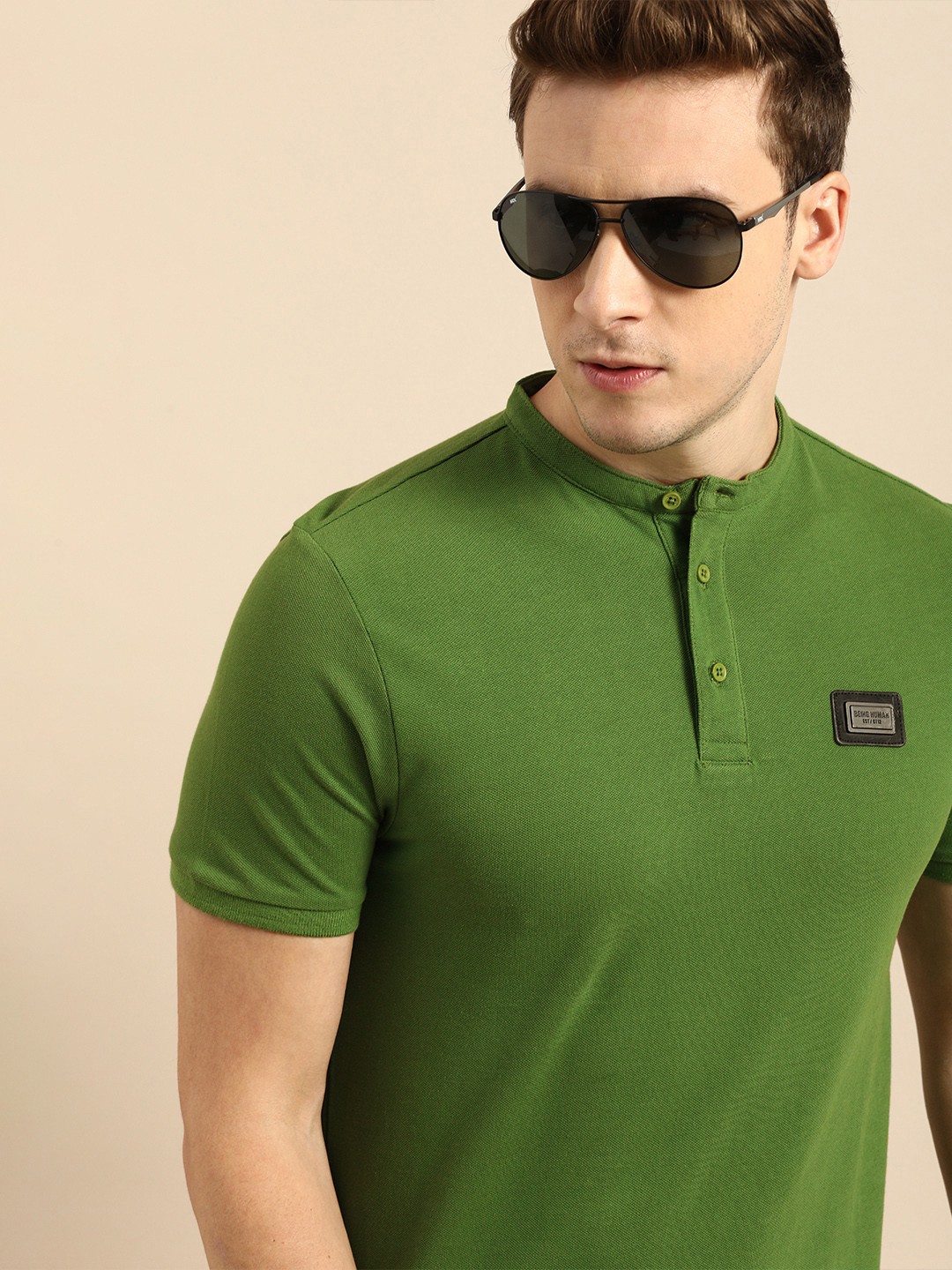 

Being Human Clothing Men Green Henley Neck Applique T-shirt
