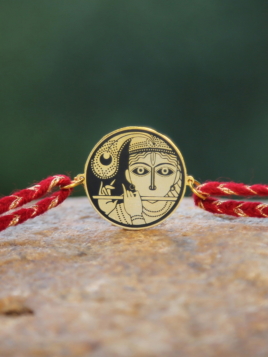 

Bigsmall Men Gold-Toned & Red Krishna Metallic Rakhi