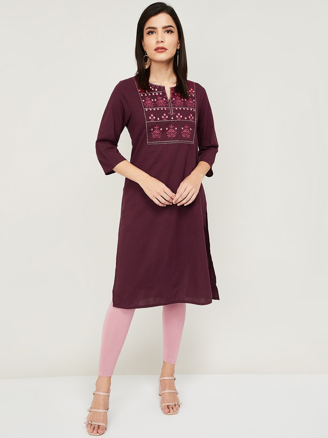 

Melange by Lifestyle Women Burgundy Yoke Design Kurta