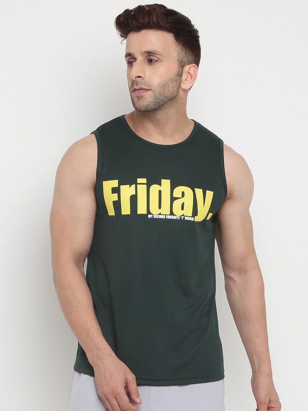 

PERFKT-U Men Green Printed Antimicrobial Training T-shirt with Hydra-Cool Technology