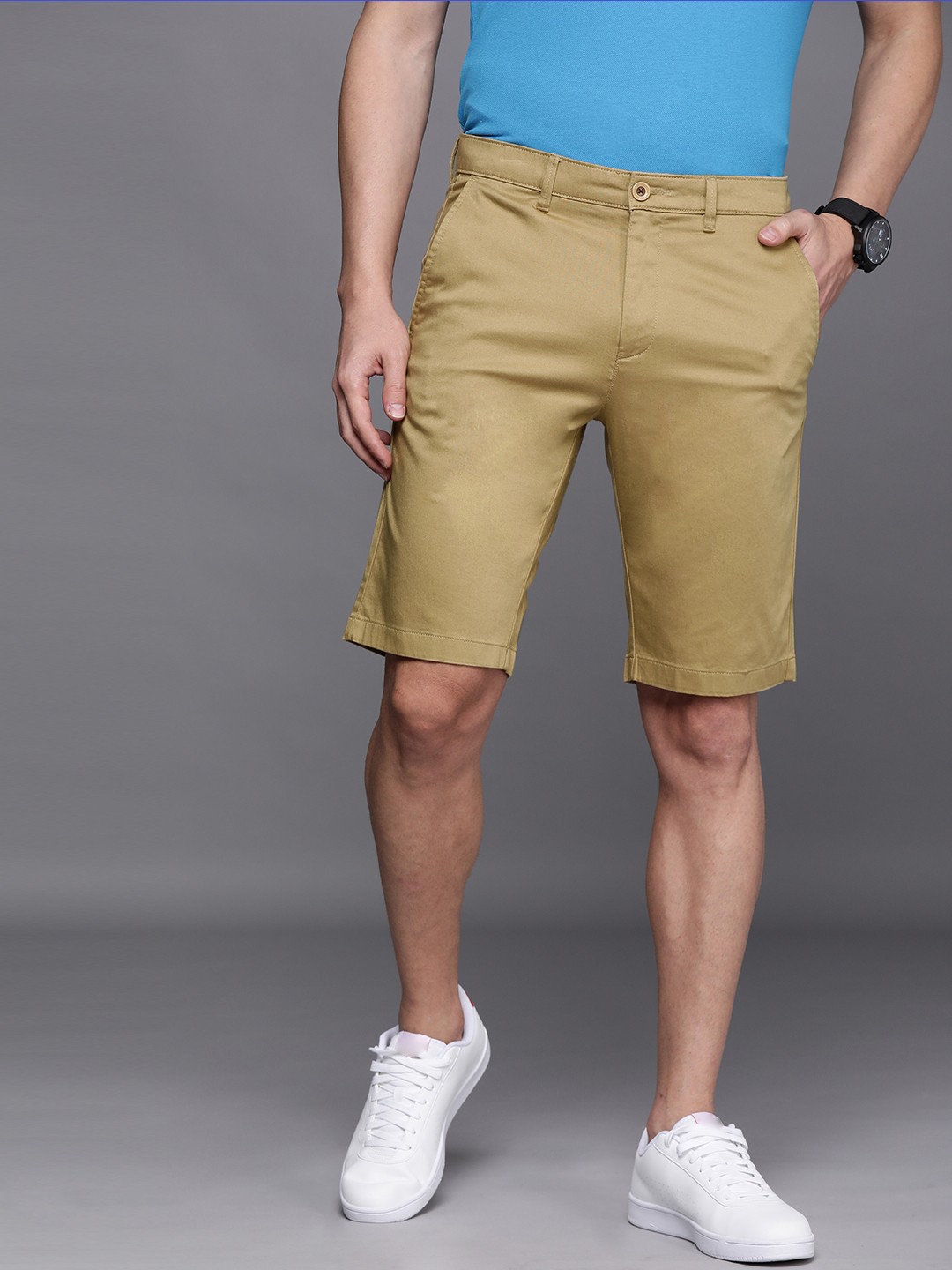 

Allen Solly Men Khaki Solid Slim Fit Mid-Rise Regular Shorts