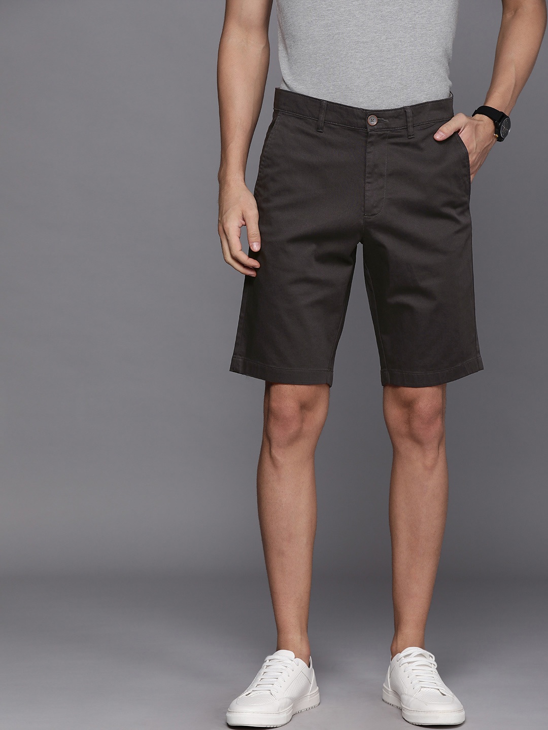 

Allen Solly Men Grey Slim Fit Mid-Rise Regular Shorts