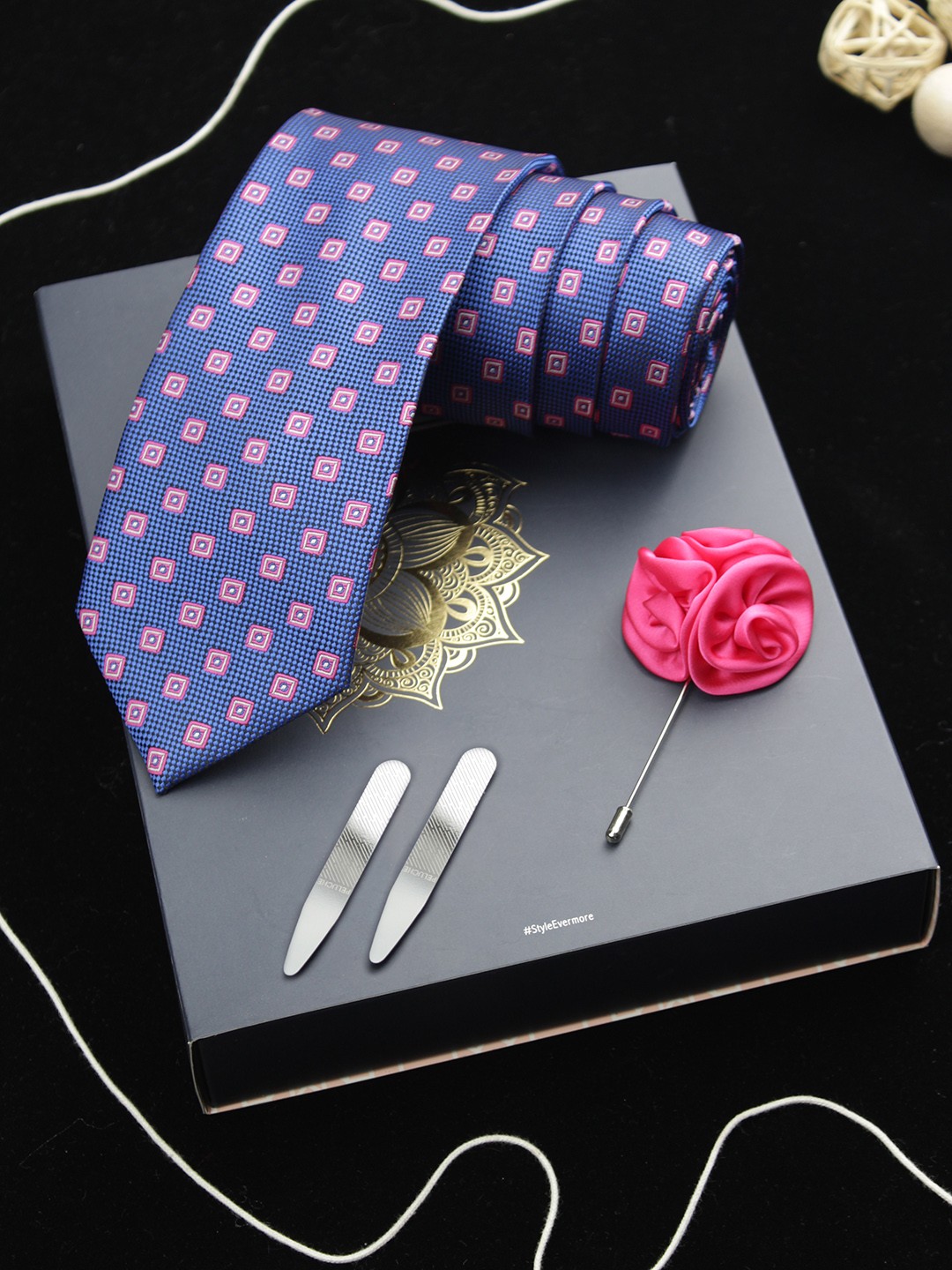 

PELUCHE The Comely Farrago Blue & Pink Checked Broad Tie Gift Box