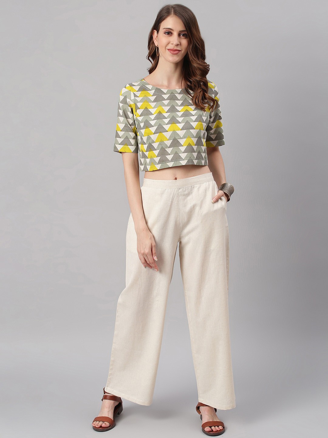 

Janasya Women Cream-Colour Geometric Printed Pure Cotton Top with Palazzos