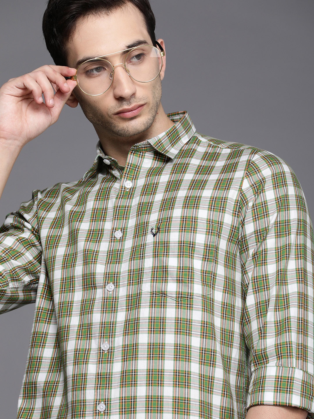 

Allen Solly Men Green Comfy Slim Fit Tartan Checked Opaque Casual Shirt