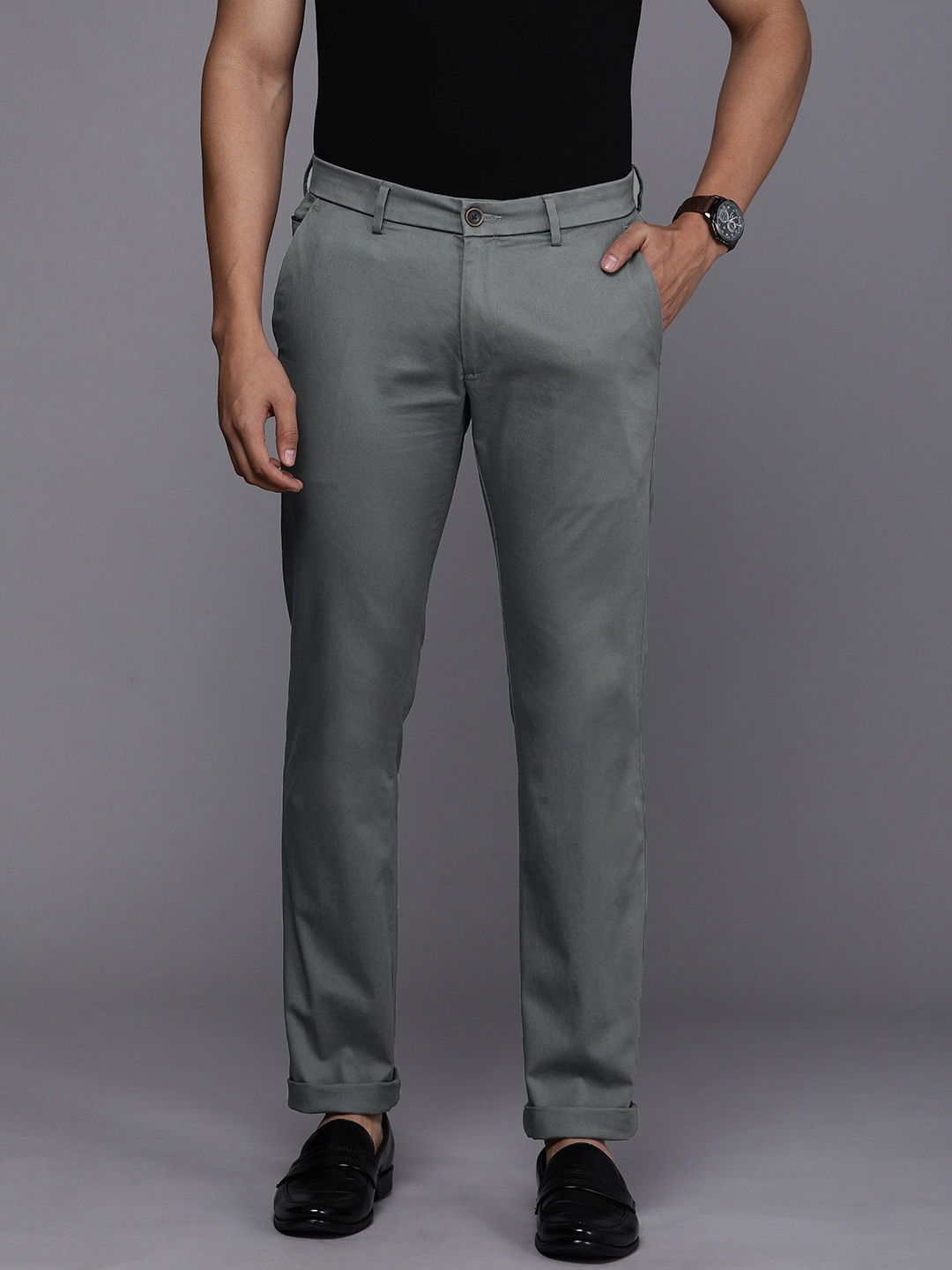 

Allen Solly Men Grey Solid Slim Fit Trousers