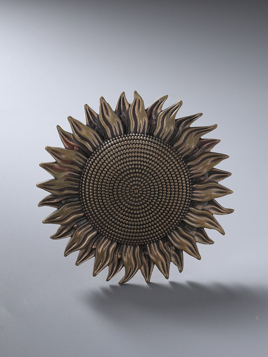 

COSA NOSTRAA Metallic-Toned Antique Sun Flower Brooch