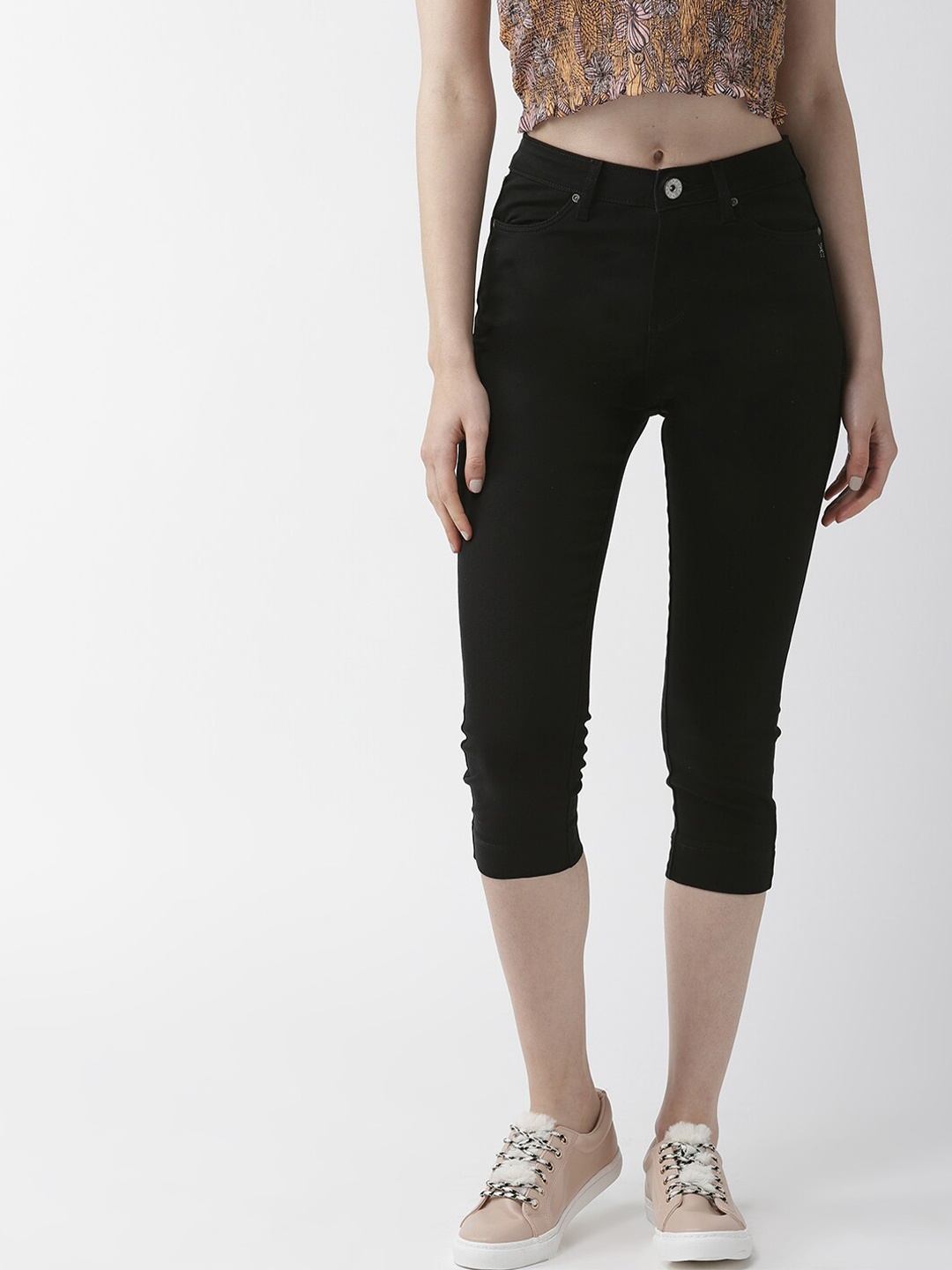 

Xpose Women Black Solid Skinny Fit Capris