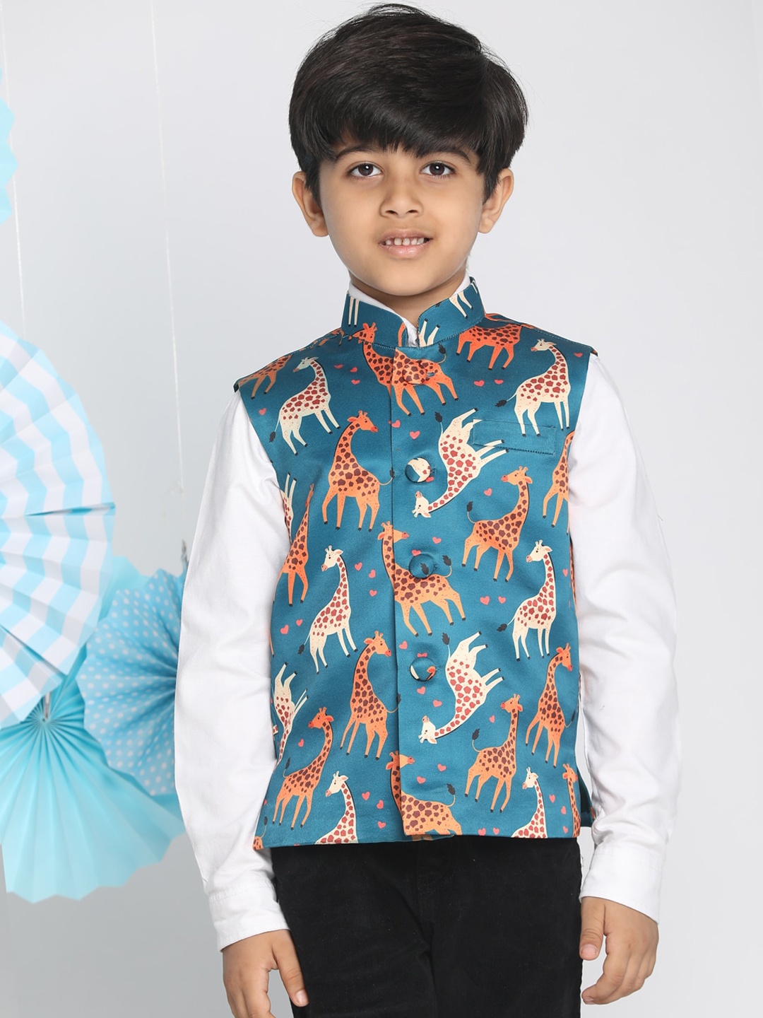 

VASTRAMAY Boys Turquoise-Blue & Orange Giraffe Printed Slim-Fit Satin Nehru Jacket