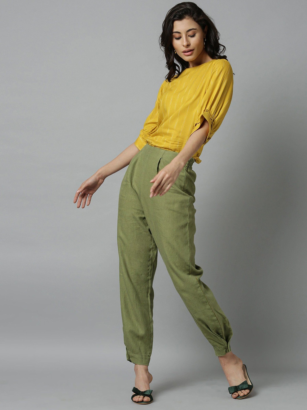 

RAREISM Women Olive Green Pleated Anti Fit Trousers