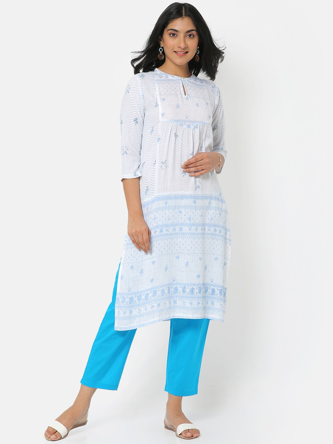 

Saaki Women White & Blue Ethnic Motifs Printed Kurta