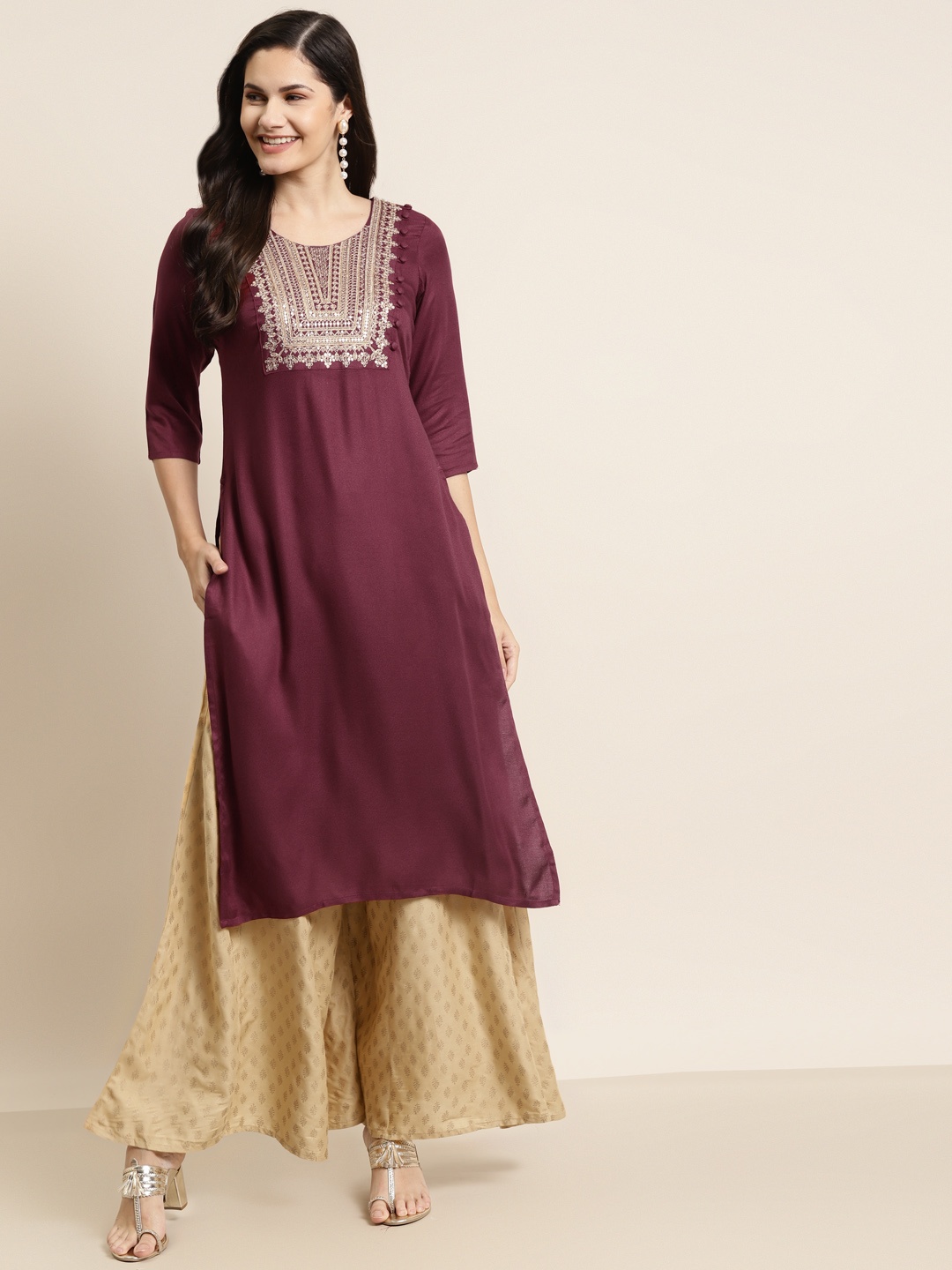 

Juniper Women Burgundy & Gold Ethnic Motifs Yoke Design Indie Prints Liva Kurta